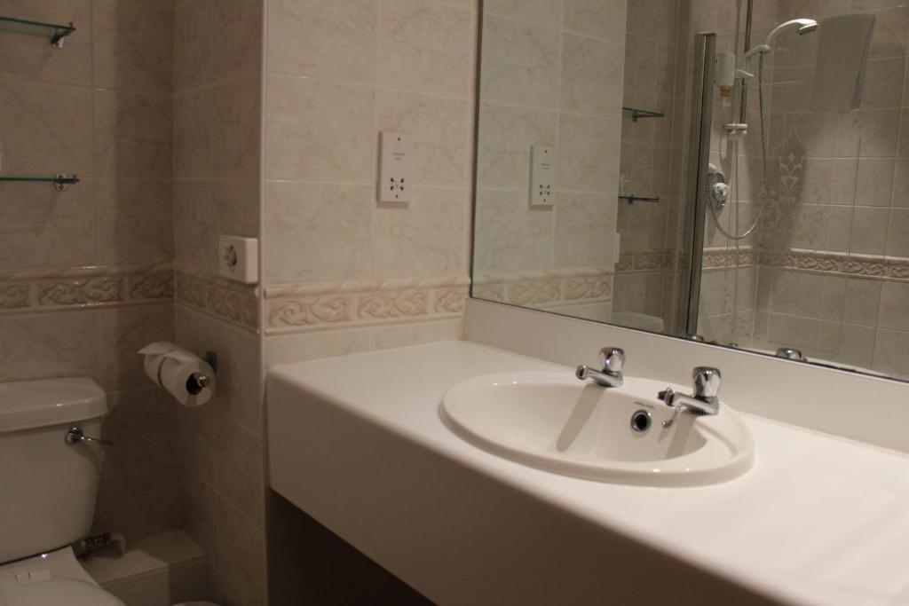 Hotel The Devil's Punchbowl 3*